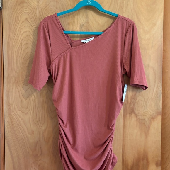 Nine West Burnt Orange Asymmetrical Ruched Top Size Large NWT - Picture 3 of 8